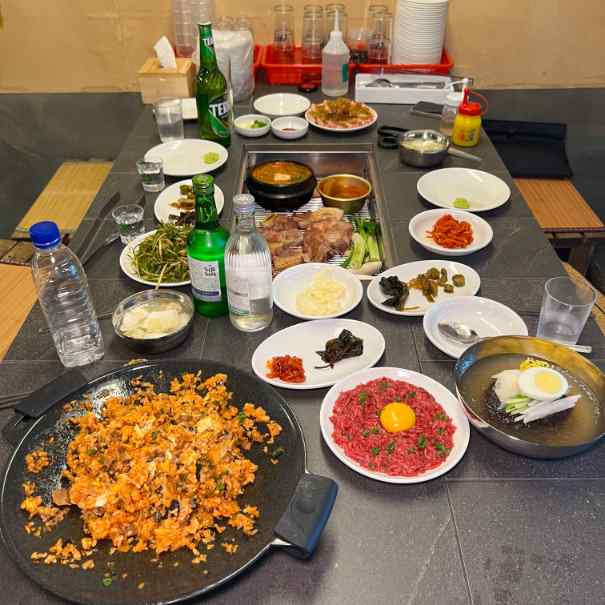 고기생각숯불바베큐 이미지