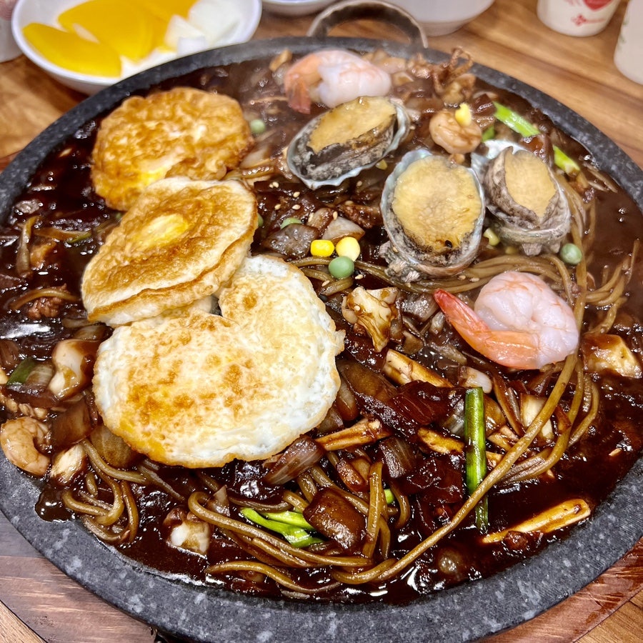 구석기돌짜장 이미지