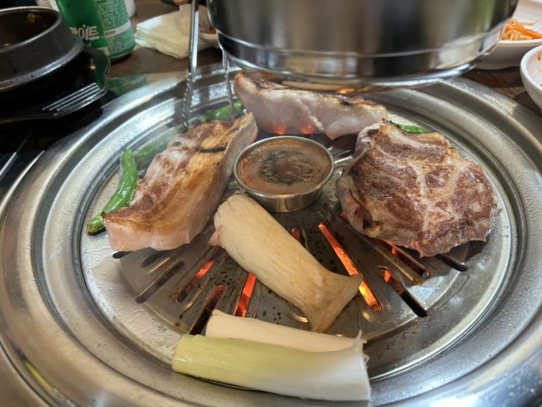 흑돼지함 이미지