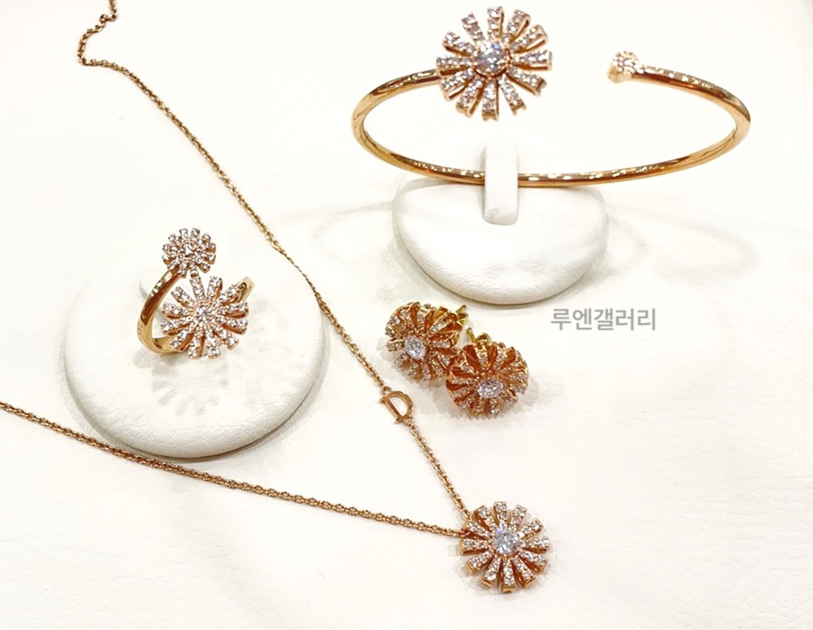 루엔갤러리 이미지