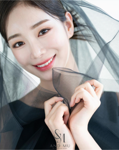 뮤 메이크업 이미지