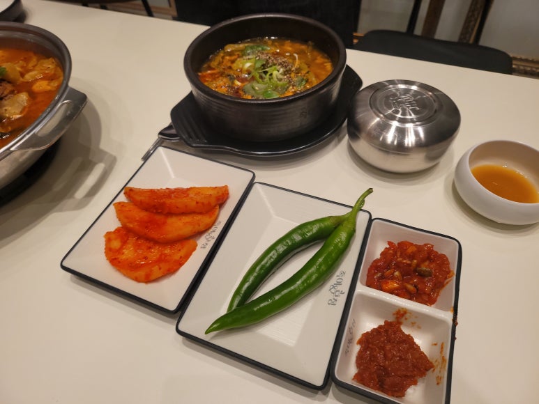 족발야시장&무청감자탕광화문 이미지