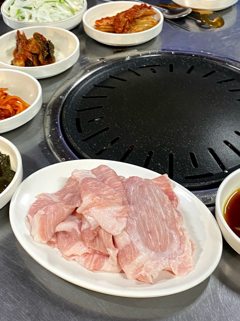 먹촌치맛살생구이 이미지
