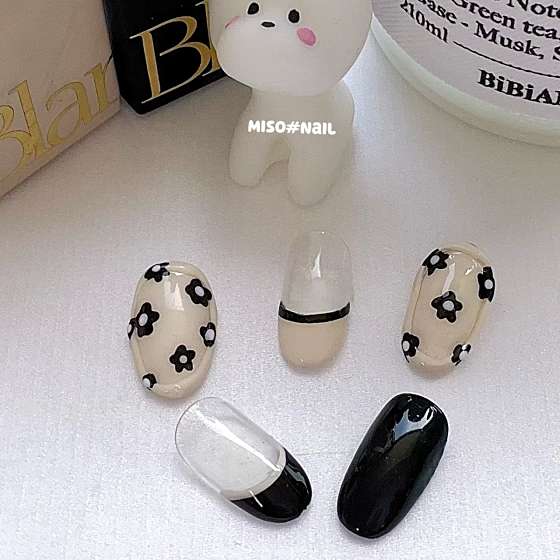 미소네일 이미지
