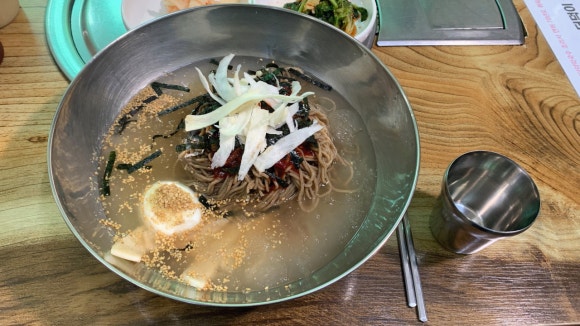 팔송황기더덕막국수 이미지