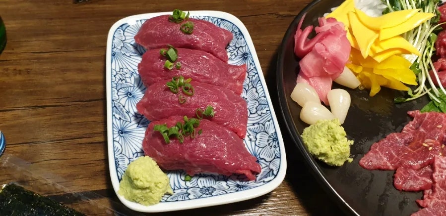 리리육회 이미지