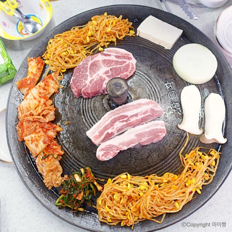 싹쓰리솥뚜껑 김치삼겹살 민락1지구점 이미지