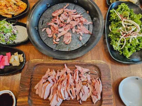 황금오리훈제 이미지