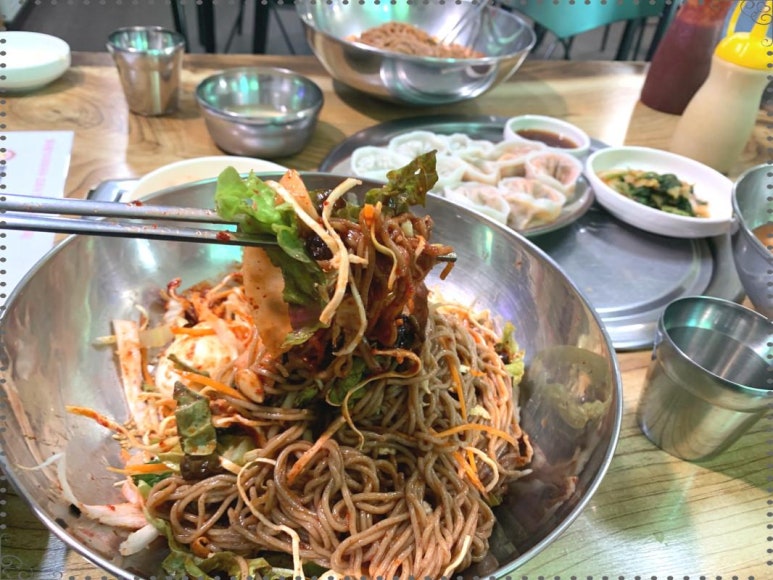 팔송황기더덕막국수 이미지