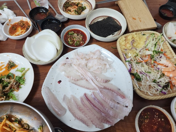 석화막썰어횟집 이미지