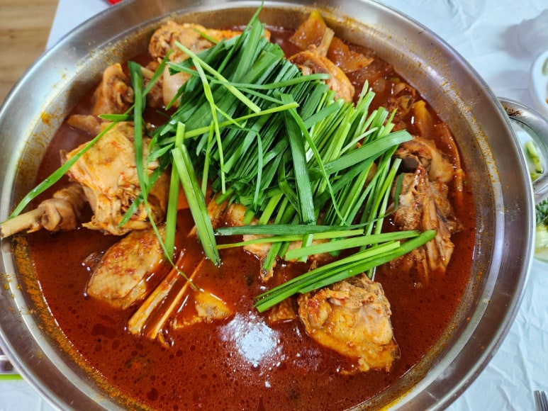 참능이백숙 이미지