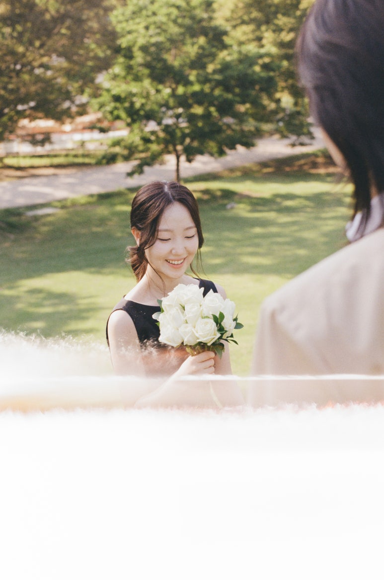보색의연정필름 이미지