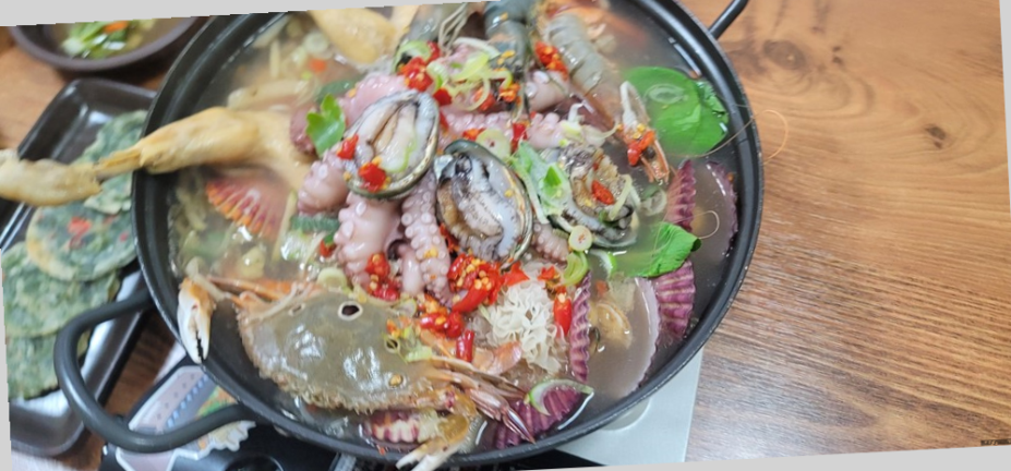 천상국수 이미지
