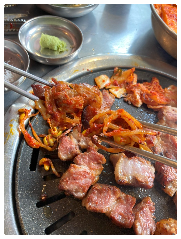 입이만족 이미지