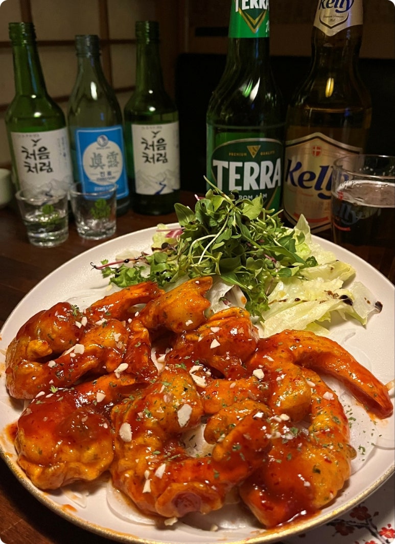 술집 감탄 이미지