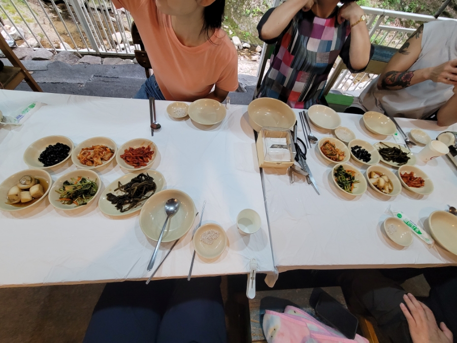 청솔로스 이미지