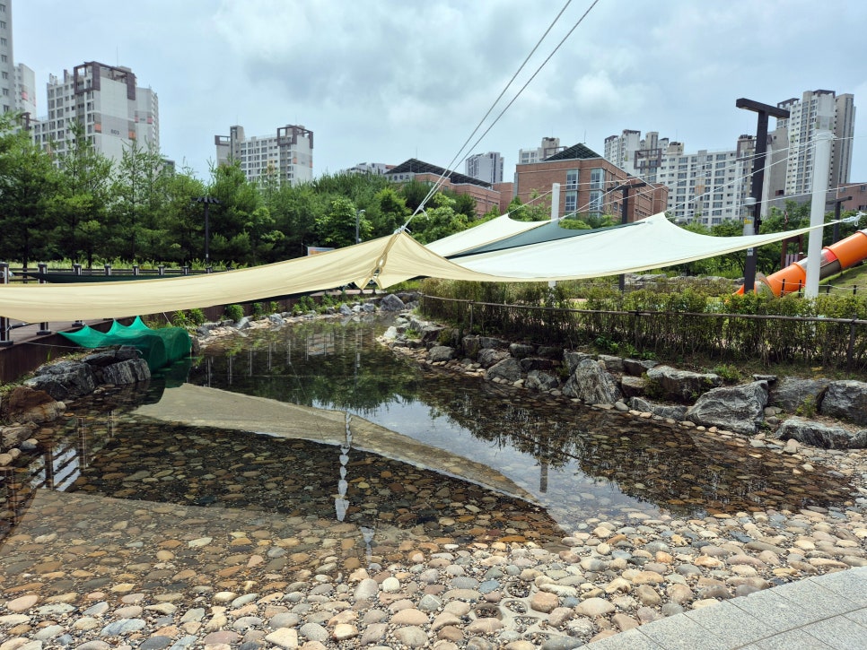 찬우물놀이터 이미지