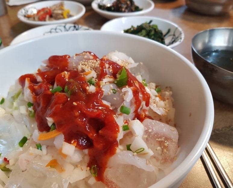 지인식당 이미지