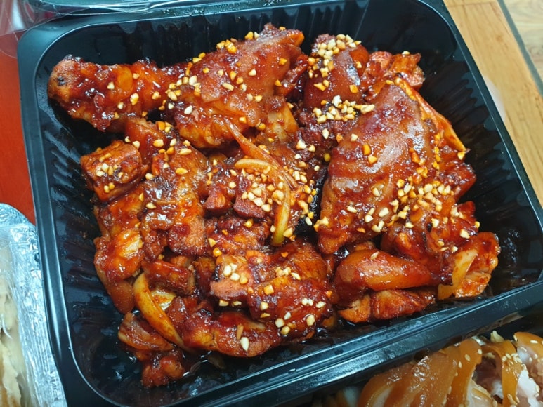 철수네왕족발 이미지