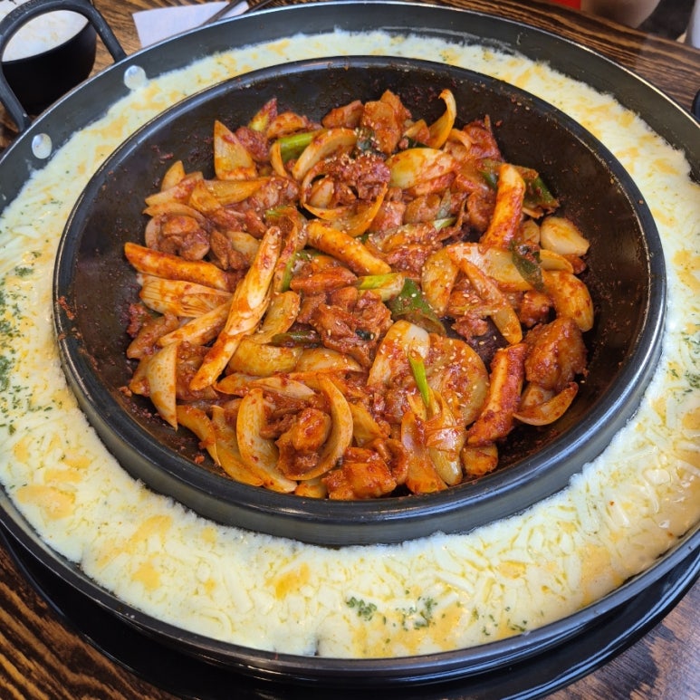 유가네닭갈비구미산동점 이미지