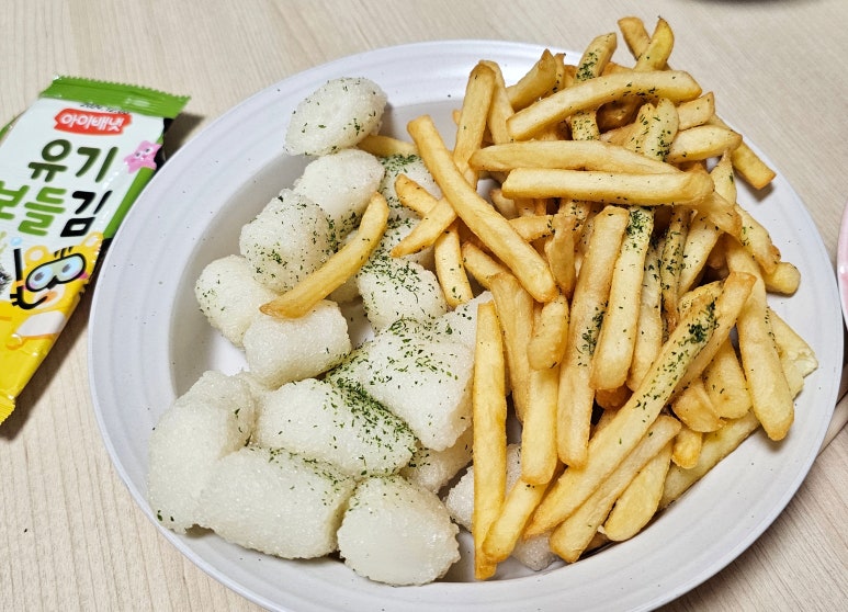 꾸브라꼬숯불두마리치킨충주점 이미지