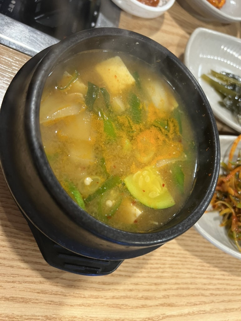 묵은지삼겹살꿀꿀이네 이미지