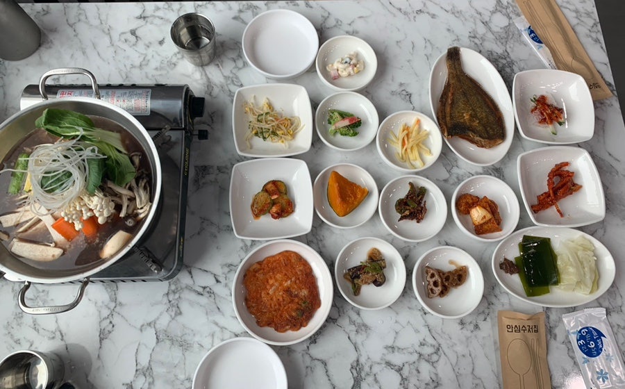 윤슬 한상차림 이미지