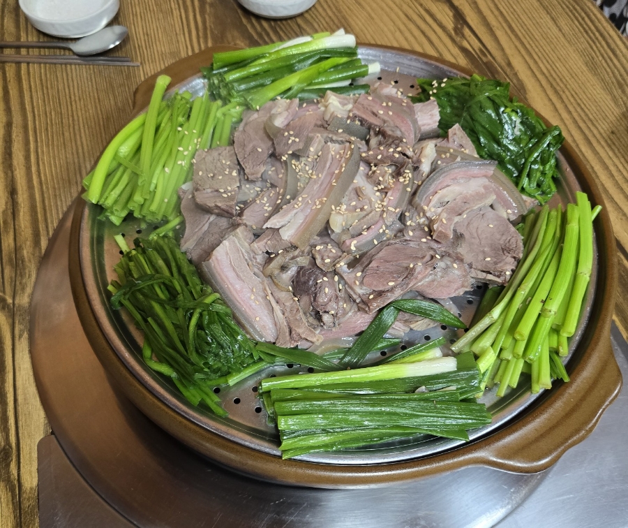 본가흑염소 이미지