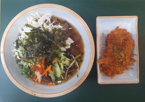 돈기부여미남점 이미지
