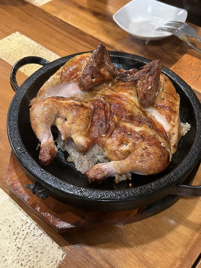 꼬꾸이누룽지통닭 이미지