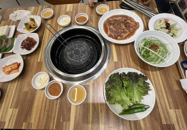 솔가숯불갈비포항 이미지