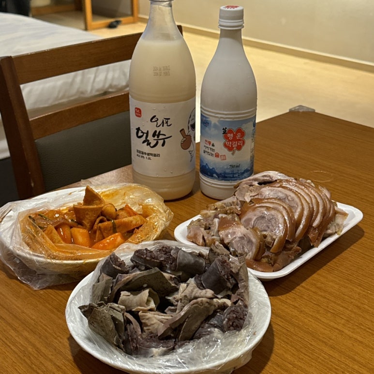 똘이네족발 이미지