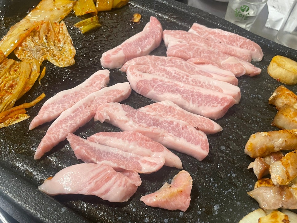 화이트존통삼겹살 이미지