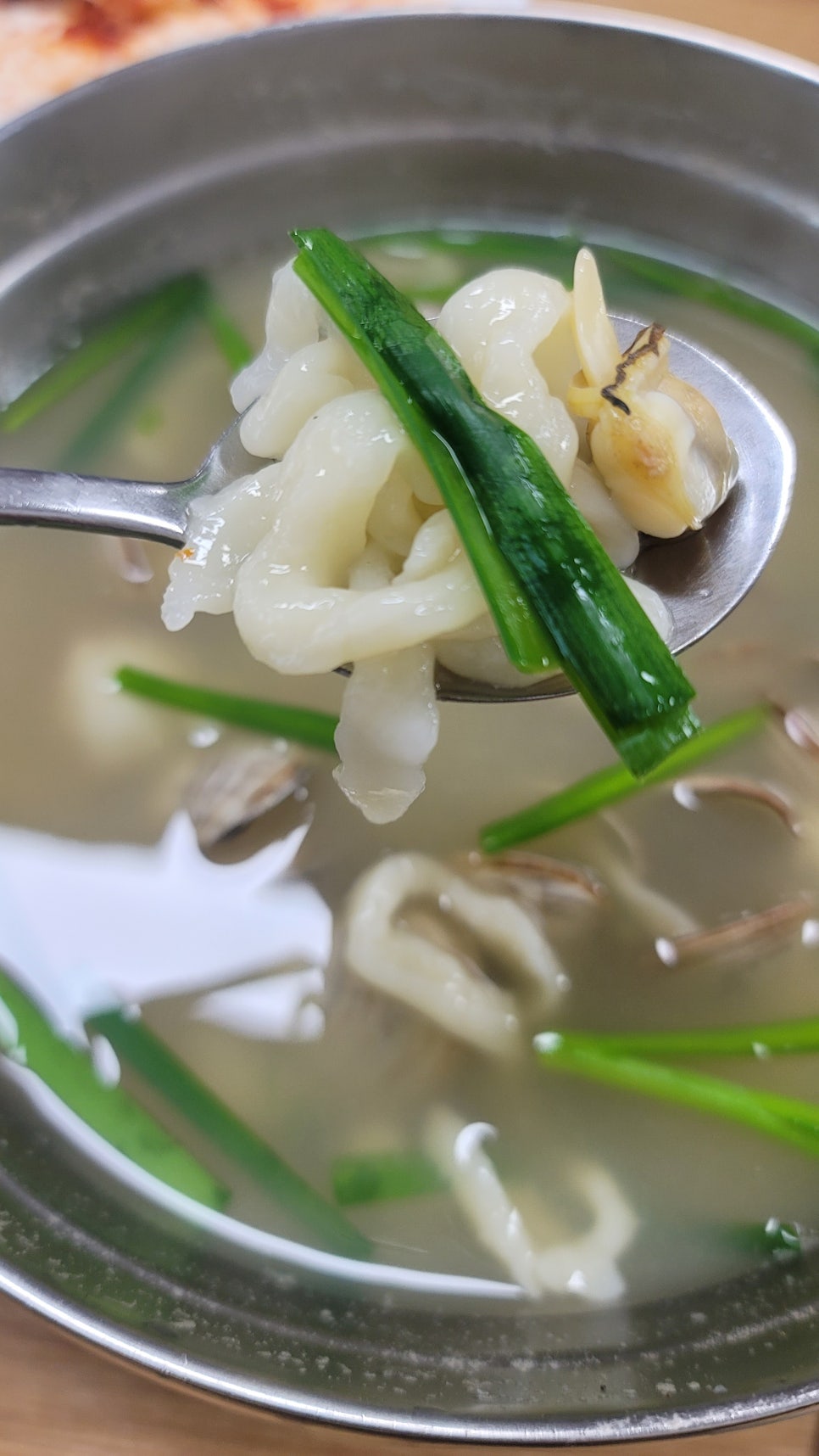 조개생칼국수 이미지