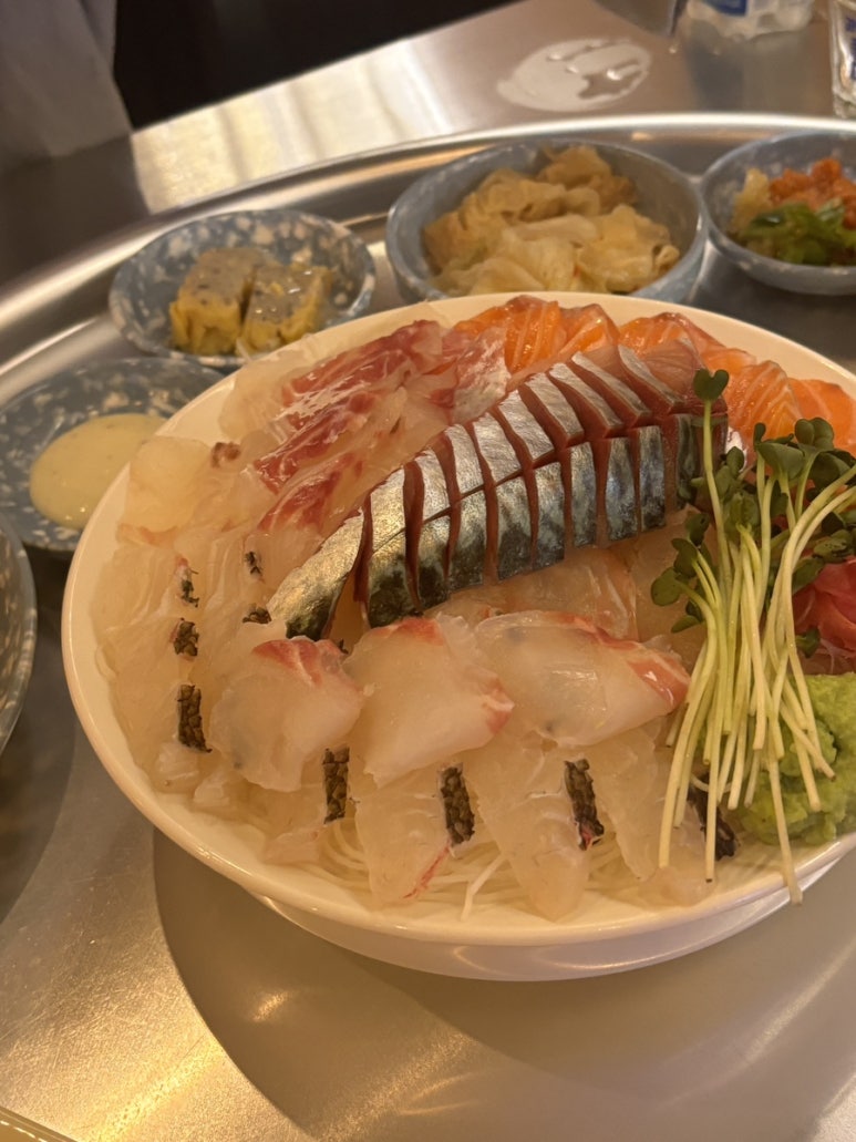 푸른회전문 이미지
