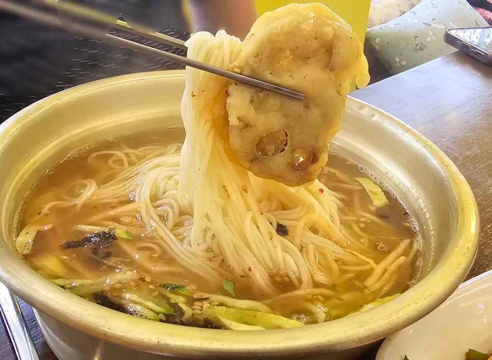 연꽃국수 이미지