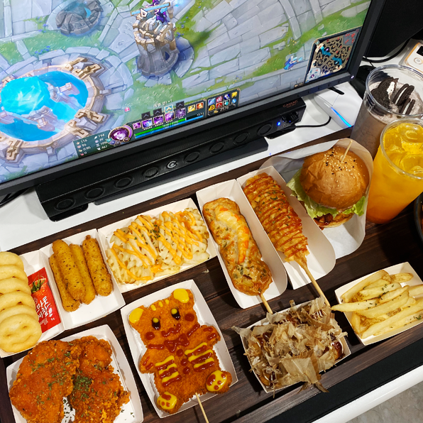 욜로PC방 이미지