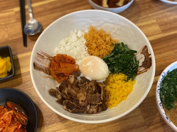 서비우동돈까스 이미지