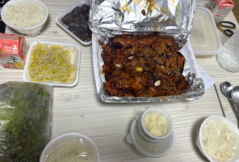 불맛난매운족발 이미지