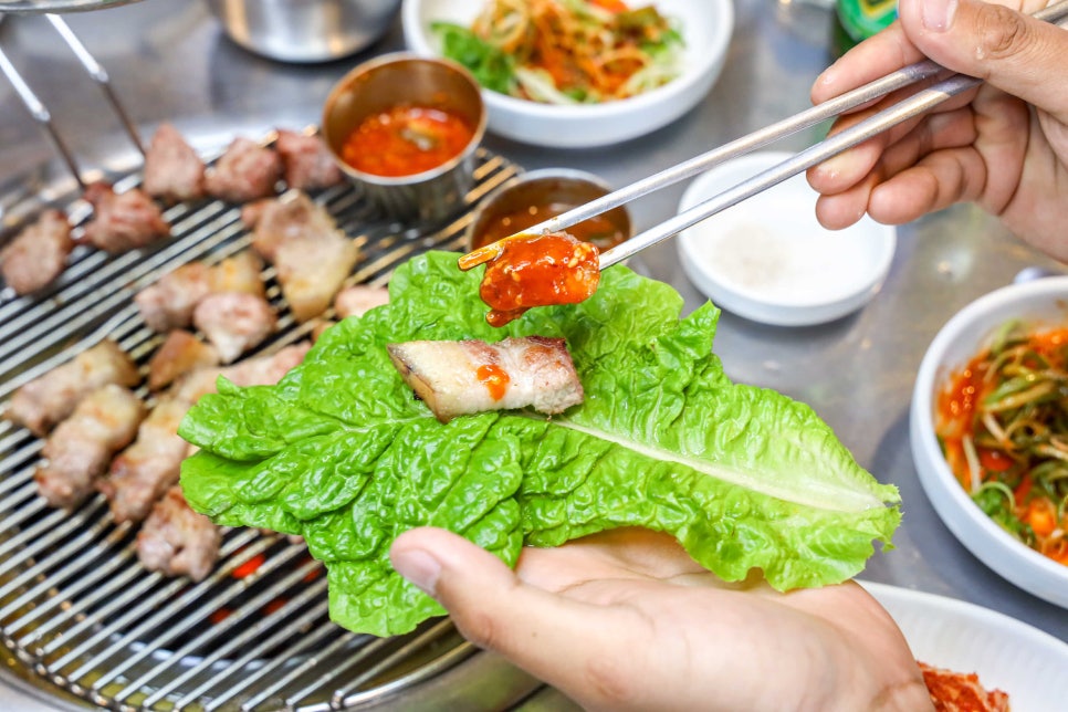 돈돼지연탄구이 이미지