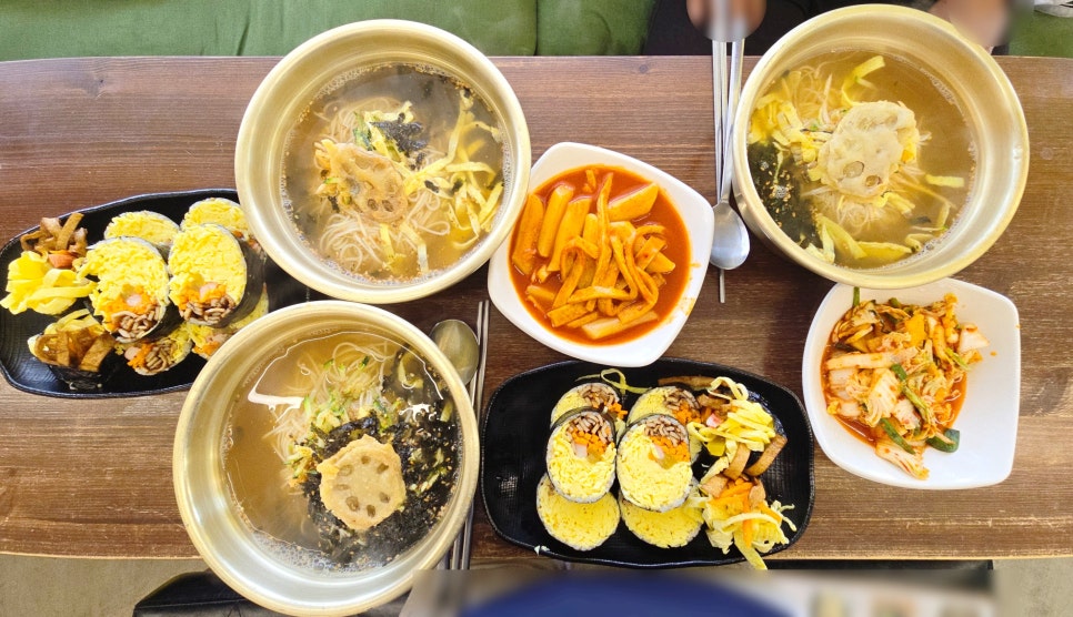 연꽃국수 이미지