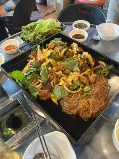 철판야채곱창 이미지