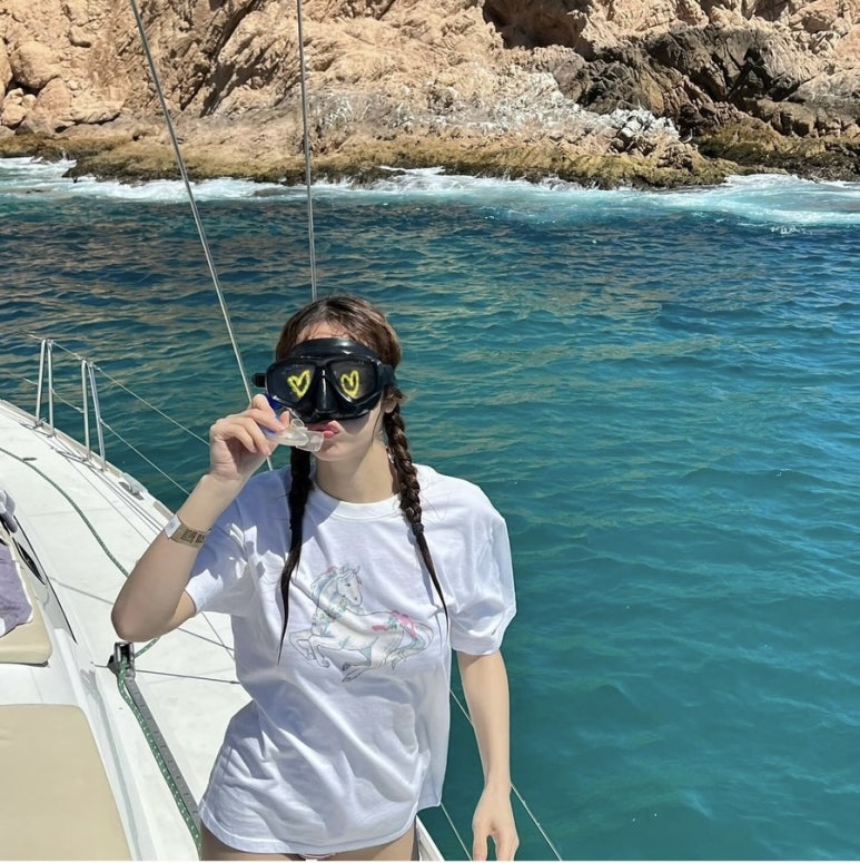 크리스탈(crystal) 이미지