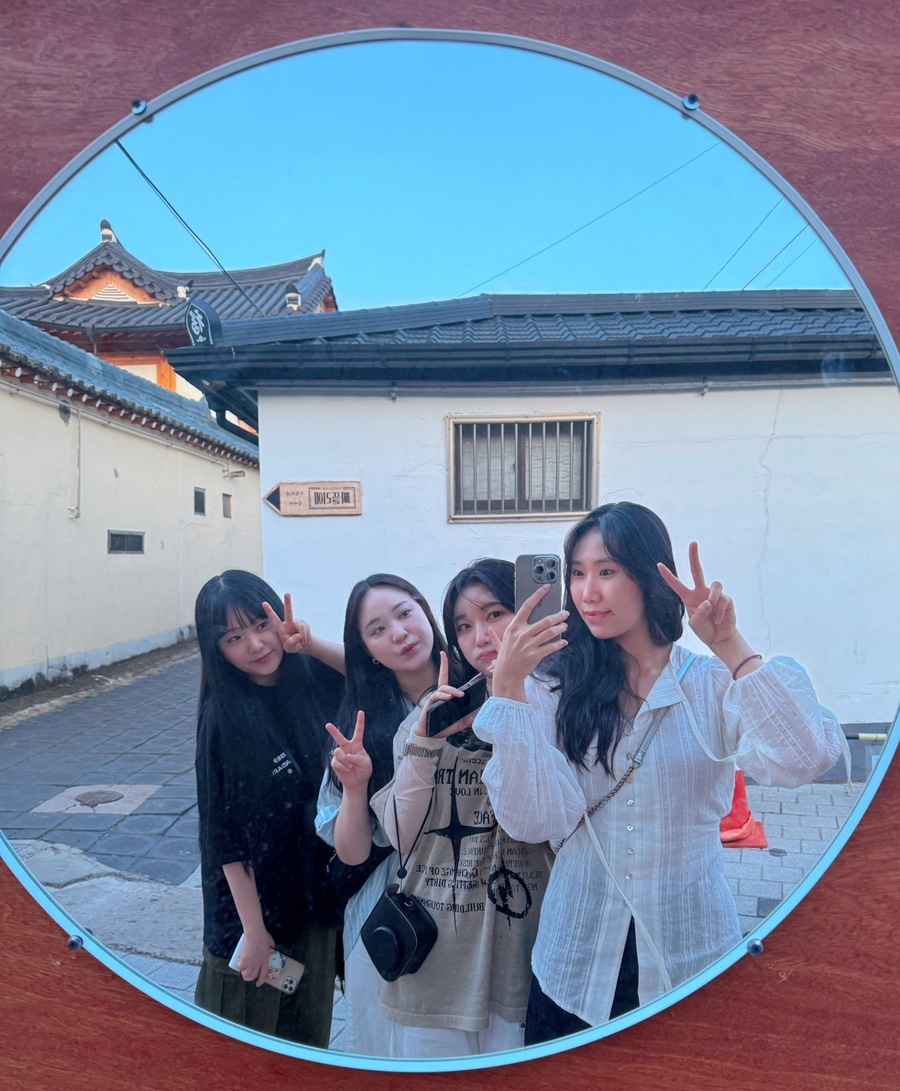 Y E O 이미지