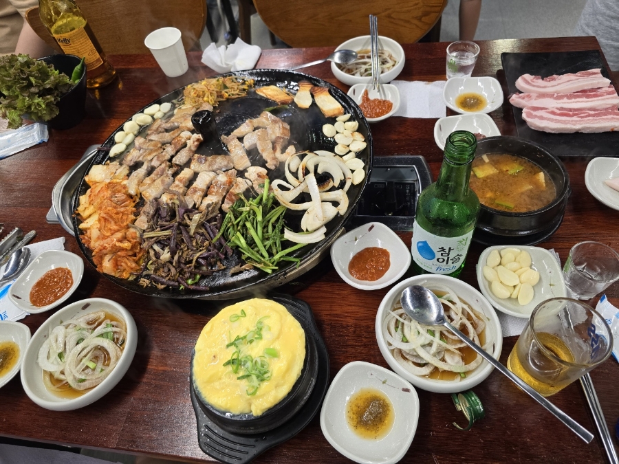 정가솥뚜껑삼겹살 이미지