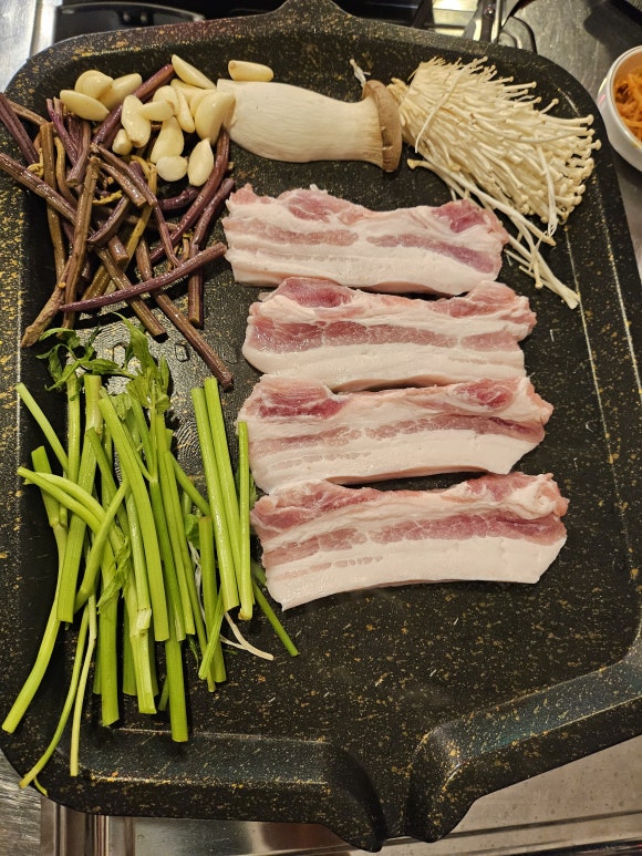 성화네삼겹살 이미지