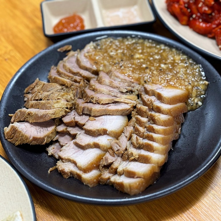 황제보쌈냉면칼국수 이미지