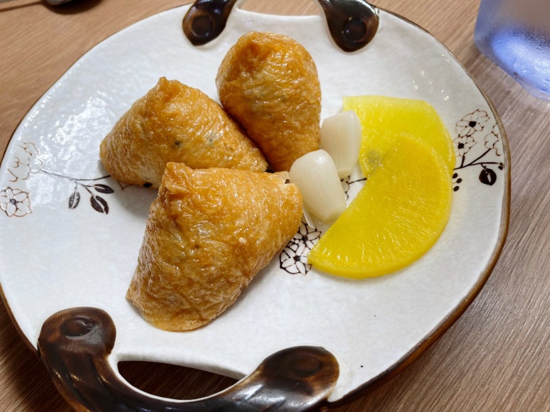 충무김밥손칼국수 이미지
