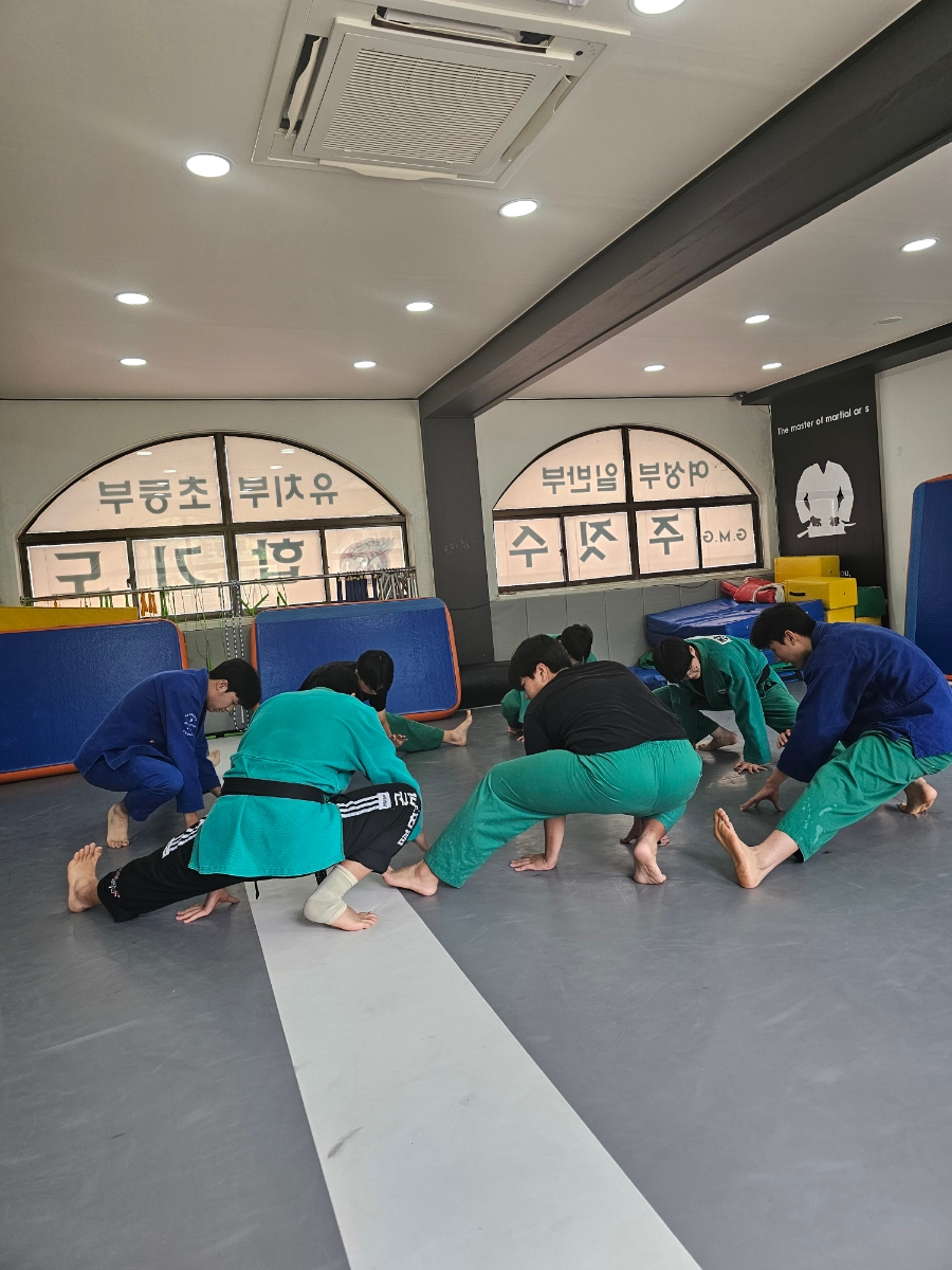 곤마스터짐 이미지