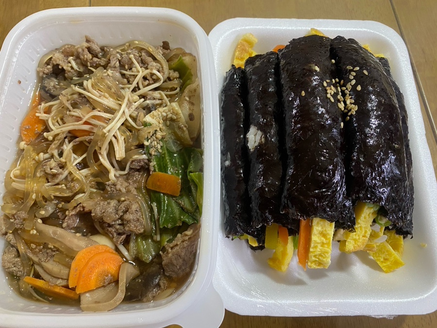 뚝배기 꼬마김밥 이미지